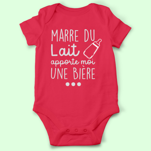 body bebe marre du lait apporte moi une biere rouge e1769520703158