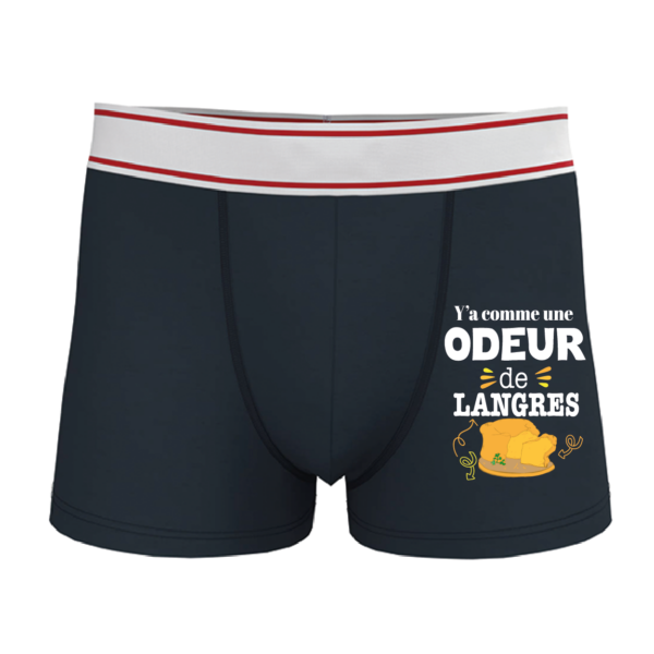 boxer ya comme une odeur de langres bleu marine e1769696318401
